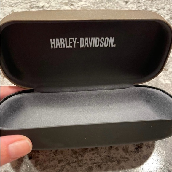 Harley-Davidson Hard shell glasses/sunglasses case - Picture 3 of 5